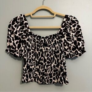 Monteau Size M Linen Blend Leopard Puff Sleeve Smocked Crop‎ Top Summer Festival